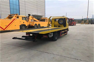 亚运村非事故拖车