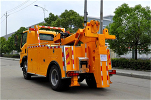 亚运村高速路拖车费