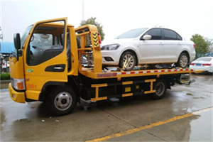亚运村附近拖车救援24小时服务热线